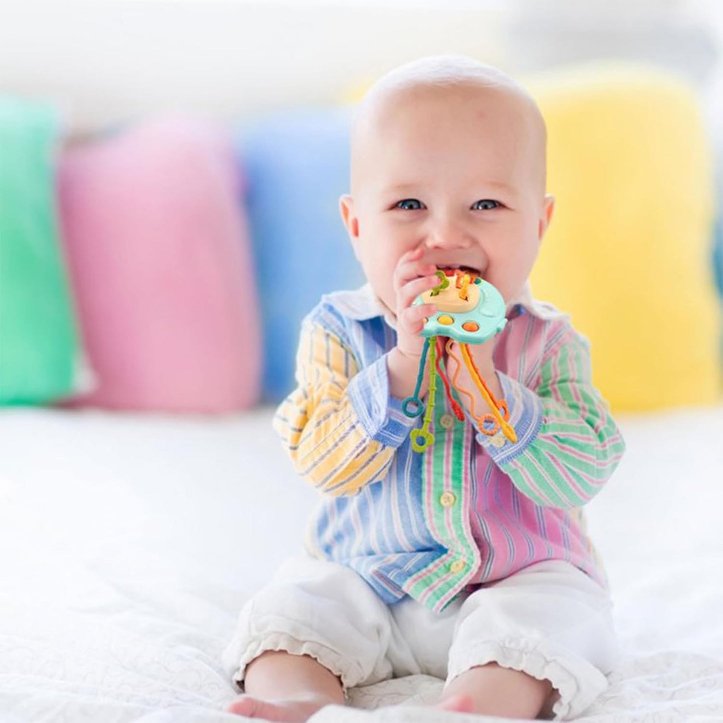 Kidology Pull String Teething Toy for Babies 6+ Months | Sensory Teether & Fine Motor Skills Activity | Montessori Toys for Baby Girls & Boys | Travel-Friendly, Food-Grade Silicone for Toddlers | UFO